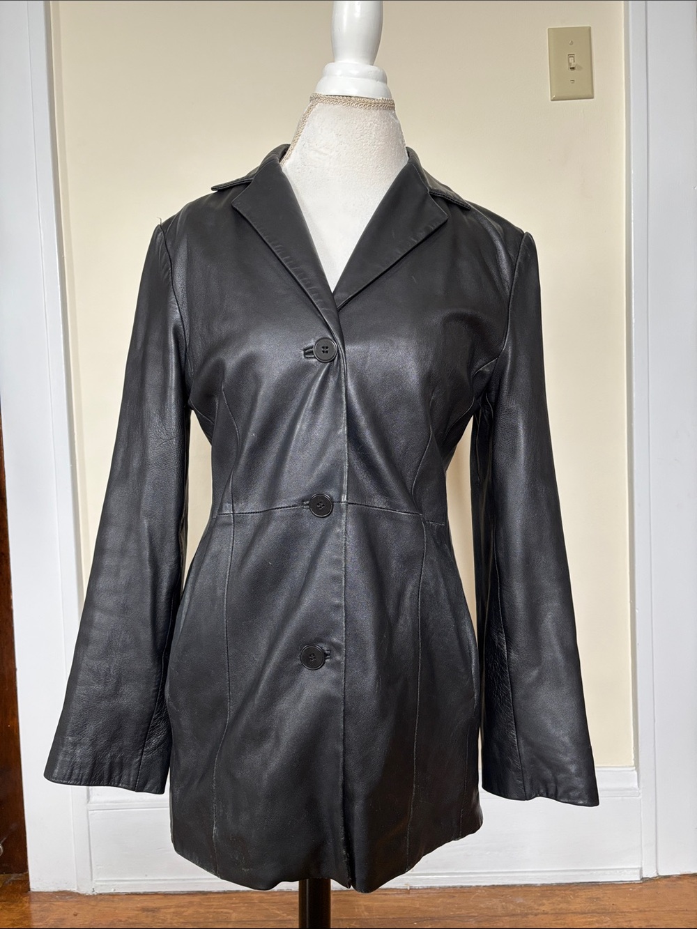 Winlit Black Leather Button-Front Women's Jacket 100% Genuine Leather